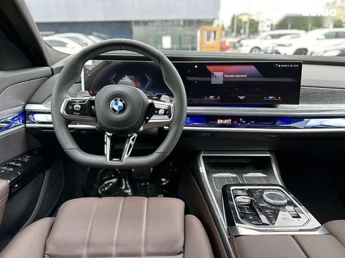 BMW 7 Series iPerformance 2023 - фото 22