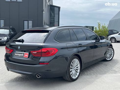 BMW 5 серия 2020 серый - фото 26