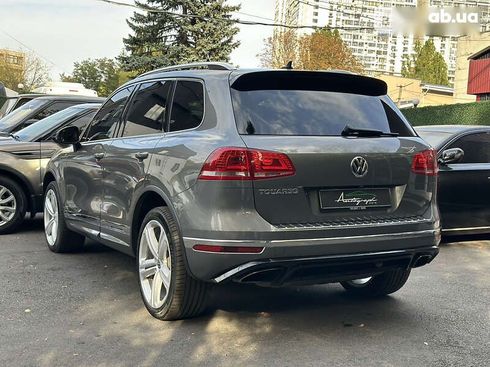 Volkswagen Touareg 2015 - фото 2