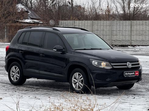 Volkswagen Tiguan 2015 черный - фото 3