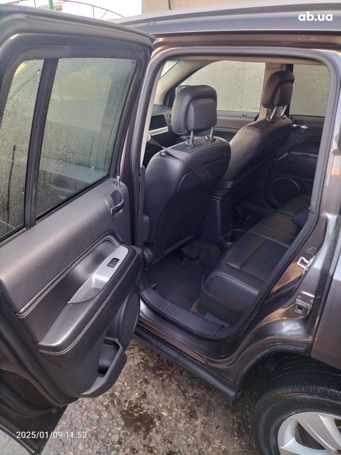 Jeep Compass 2016 серый - фото 10