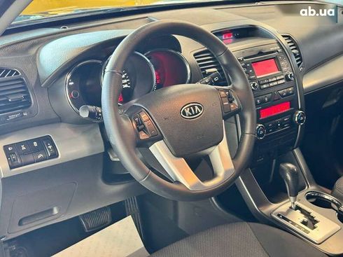 Kia Sorento 2011 - фото 22