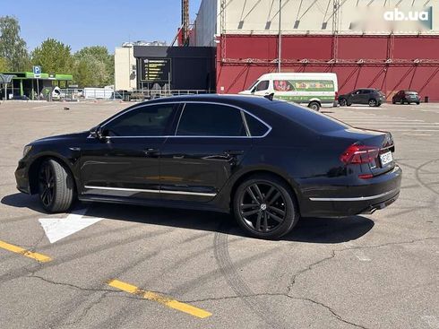 Volkswagen Passat 2017 - фото 12