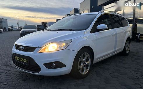 Ford Focus 2010 - фото 3