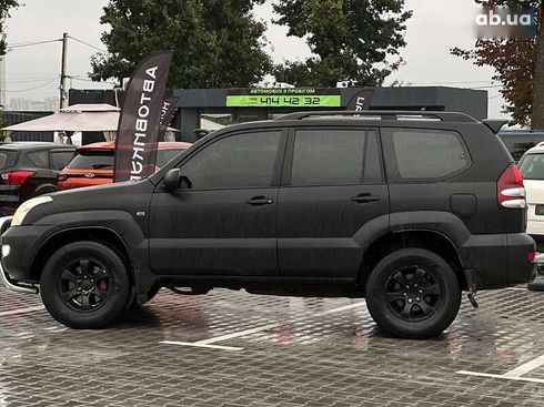 Toyota Land Cruiser Prado 2004 - фото 4
