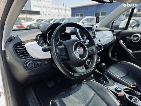 Fiat 500X 2017 белый - фото 12
