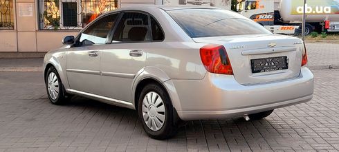 Chevrolet Lacetti 2006 серебристый - фото 2