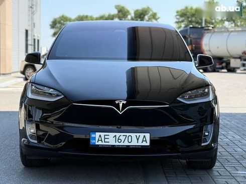 Tesla Model X 2019 - фото 5