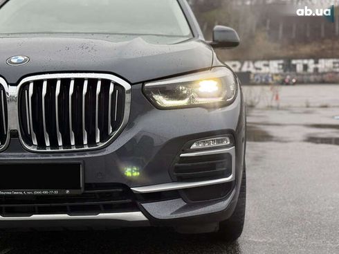 BMW X5 2018 - фото 17