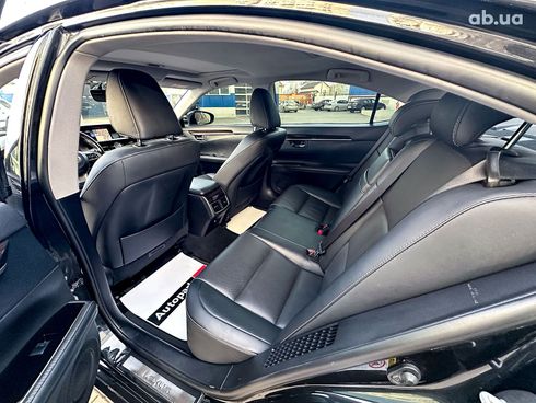 Lexus ES 2017 черный - фото 31