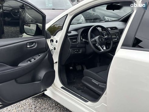 Nissan Leaf 2021 - фото 15