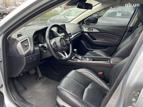 Mazda 3 2018 - фото 13