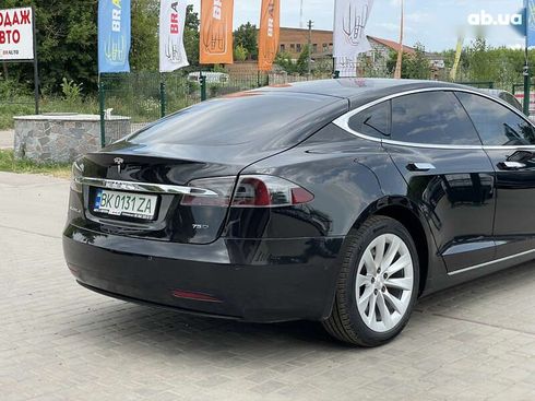 Tesla Model S 2018 - фото 16