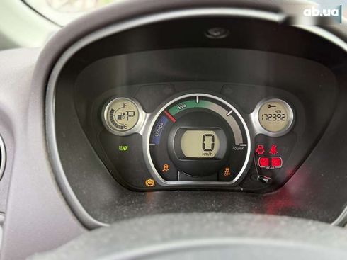 Mitsubishi i-MiEV 2013 - фото 8