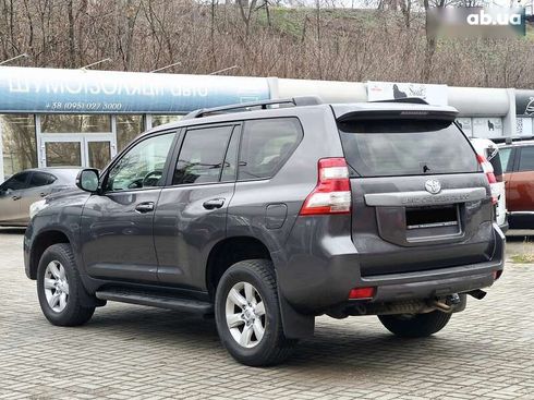 Toyota Land Cruiser Prado 2013 - фото 6