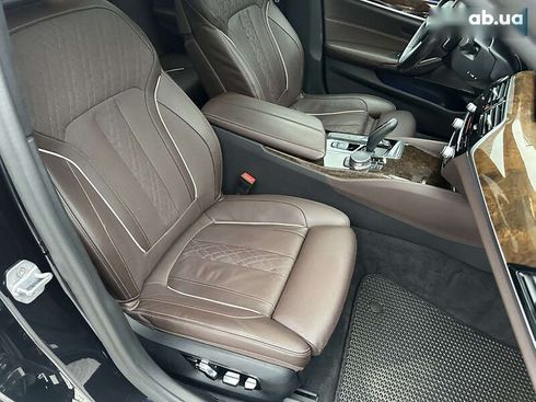 BMW 5 серия 2018 - фото 27
