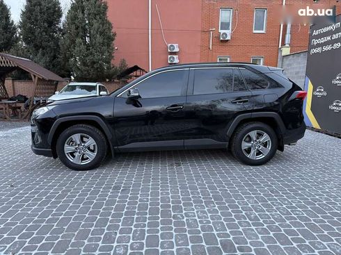 Toyota RAV4 2023 - фото 24