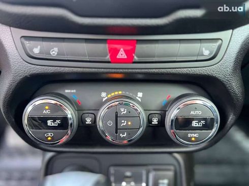 Jeep Renegade 2016 - фото 13