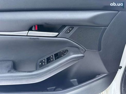 Mazda 3 2022 - фото 8