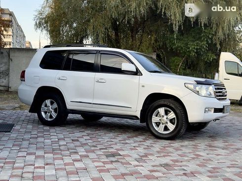 Toyota Land Cruiser 2010 - фото 24