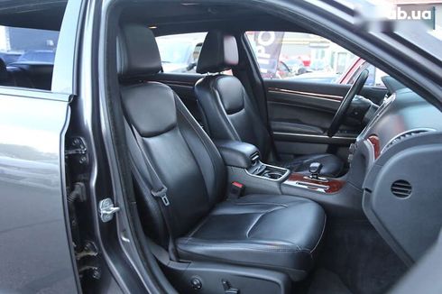 Chrysler 300C 2013 - фото 11
