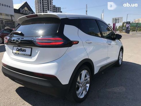 Chevrolet Bolt 2022 - фото 11