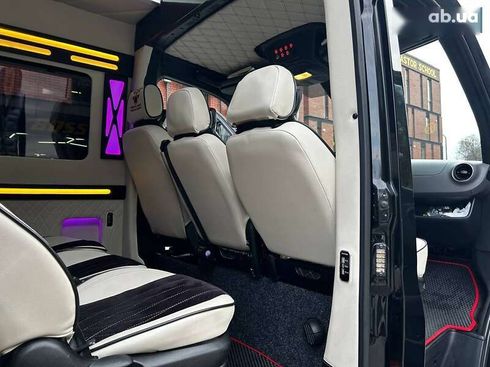 Mercedes-Benz Sprinter 2019 - фото 15