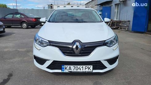 Renault Megane 2018 - фото 28