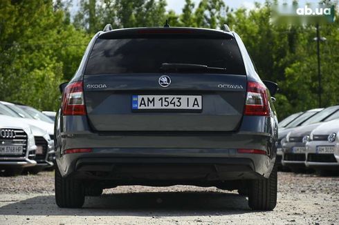Skoda Octavia 2017 - фото 12