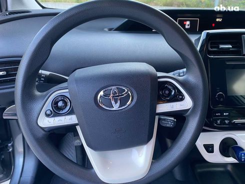 Toyota Prius 2016 серый - фото 5