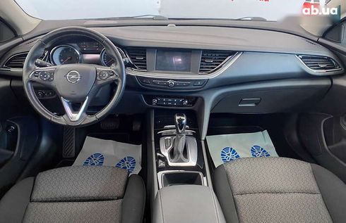 Opel Insignia 2019 - фото 12
