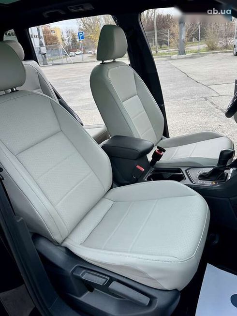 Volkswagen Tiguan 2019 - фото 30