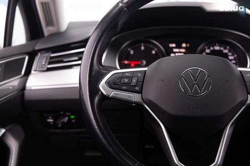 Volkswagen Passat 2020 - фото 19