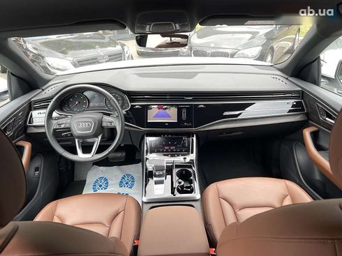 Audi Q8 2021 - фото 14