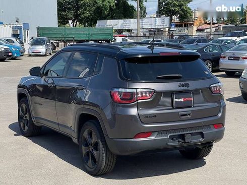 Jeep Compass 2018 - фото 7