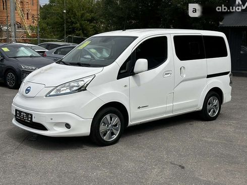 Nissan e-NV200 2019 - фото 16