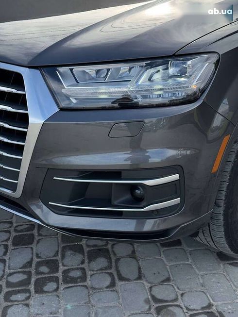 Audi Q7 2018 - фото 5