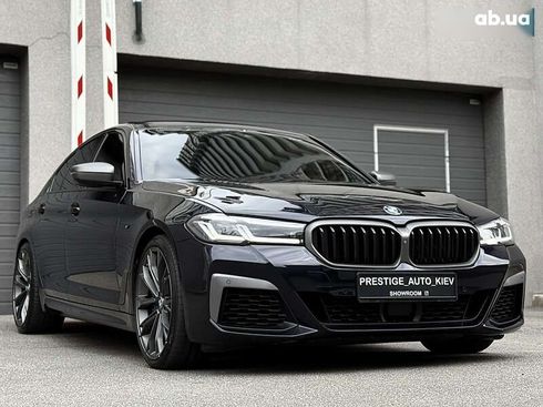 BMW 5 серия 2018 - фото 11