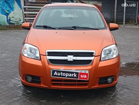 Chevrolet Aveo 2008 оранжевый - фото 4