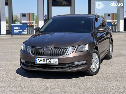 Skoda Octavia 2017 - фото 3