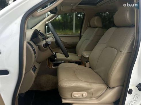 Nissan Pathfinder 2005 - фото 13