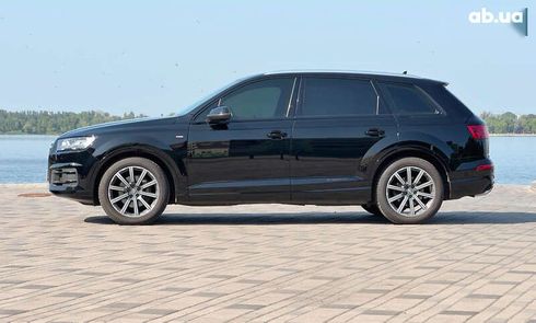 Audi Q7 2017 - фото 4