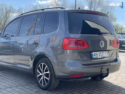 Volkswagen Touran 2012 - фото 18