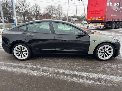Tesla Model 3 2022 - фото 4