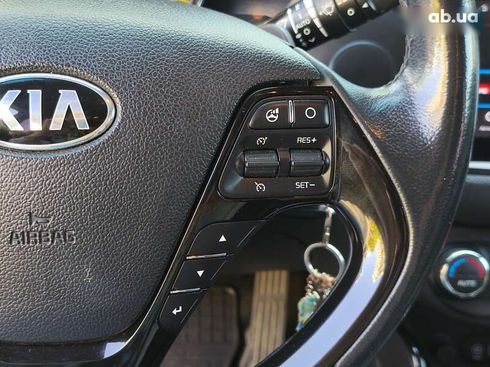 Kia Cee'd 2016 - фото 20