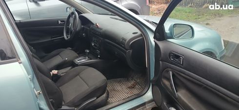 Volkswagen Passat 2000 - фото 3