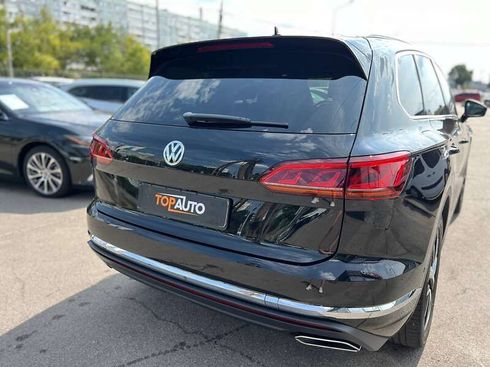 Volkswagen Touareg 2019 - фото 18