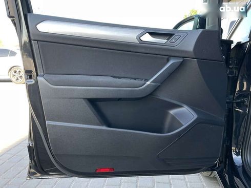Volkswagen Touran 2020 - фото 24