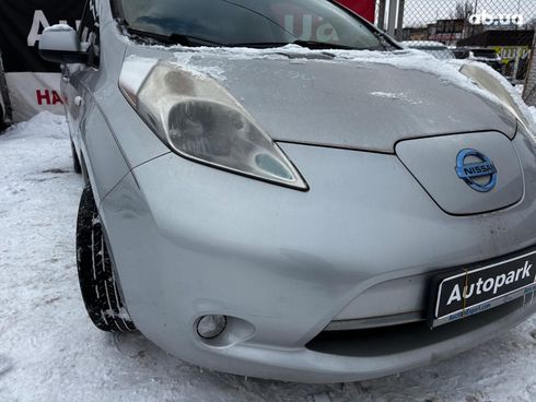Nissan Leaf 2015 серый - фото 9