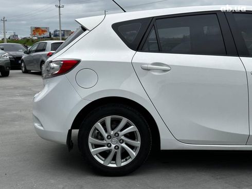 Mazda 3 2012 белый - фото 11